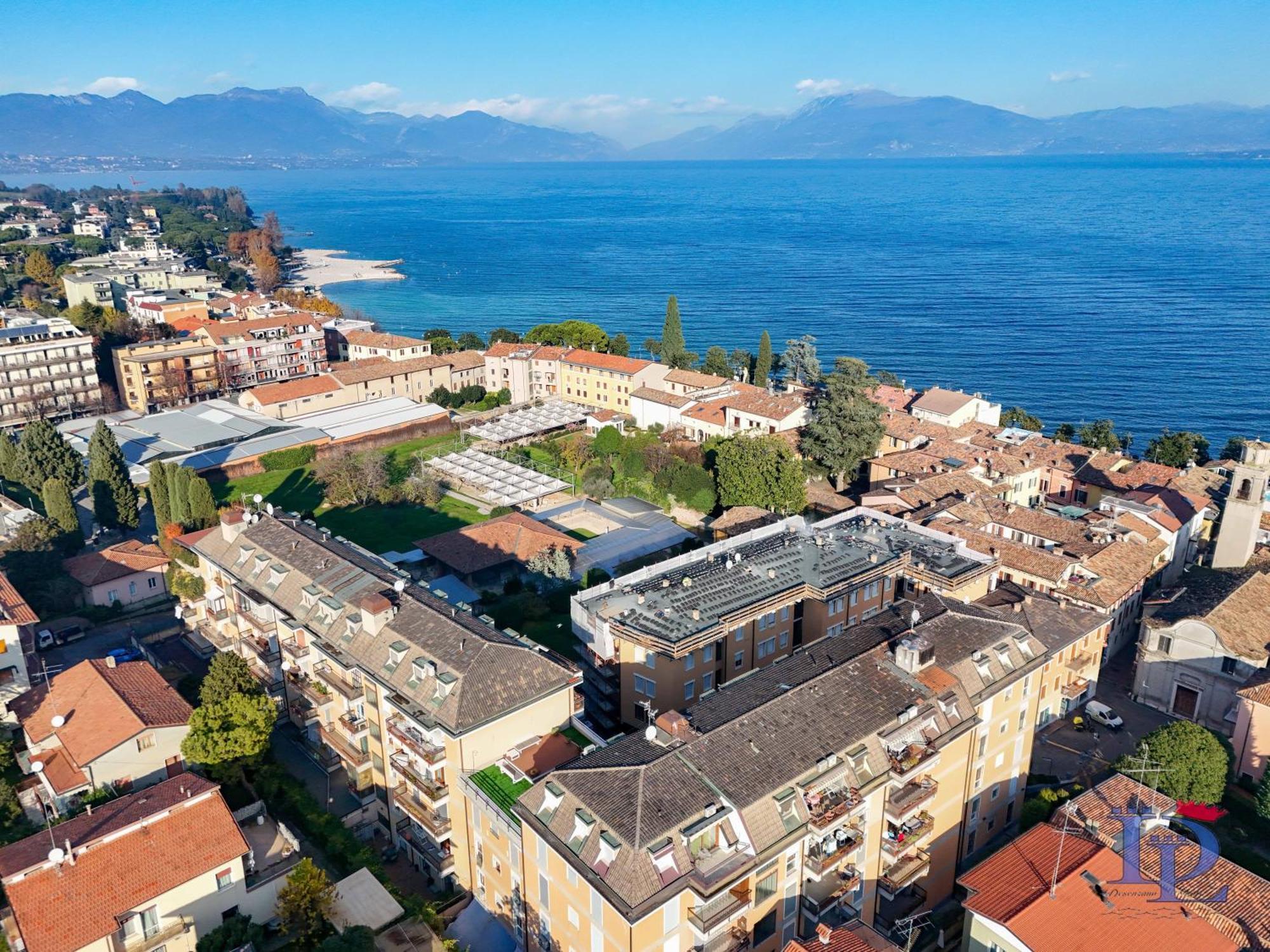 Desenzanoloft Official Partner Marriott Homes & Villas -Ciao Lago Family Apartment Desenzano del Garda Exterior photo